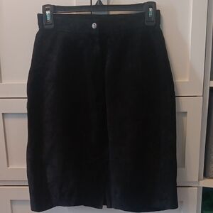 Elegant Black Women's Skirt